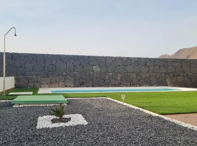 Luxury Lanzarote Vila *